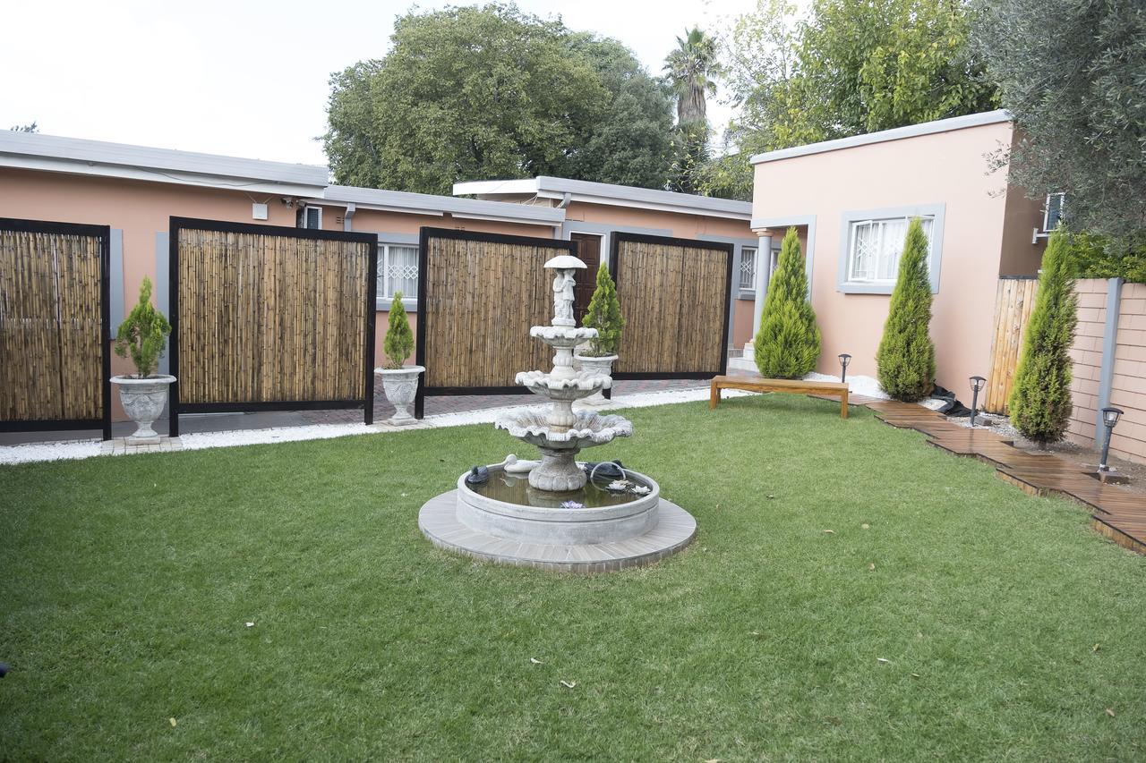 Comfort Guest House Pretoria-Noord Eksteriør bilde
